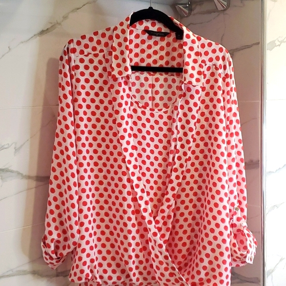 INVESTMENTS SIZE 1X BLOUSE ROLL UP SLEEVE. POLKA-DOT PRINT - Picture 1 of 11